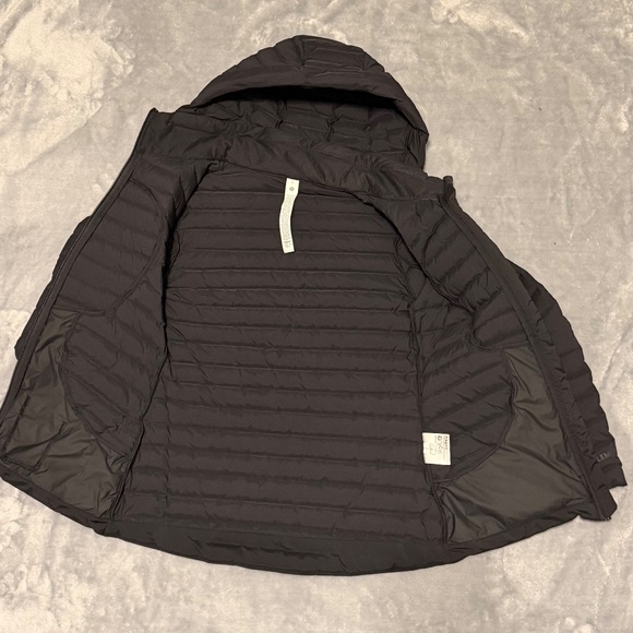 Lululemon Pack It Down Jacket - Picture 7 of 12